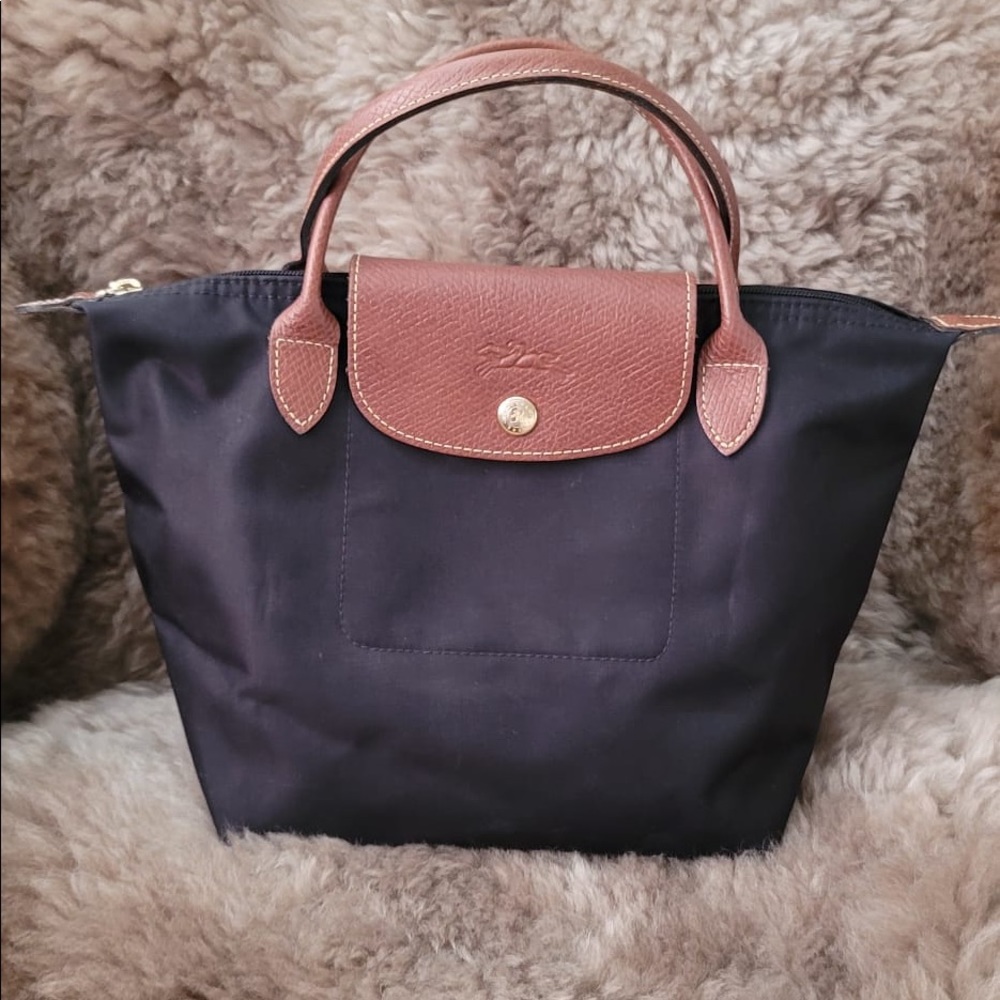 Longchamp bag (very good condition)